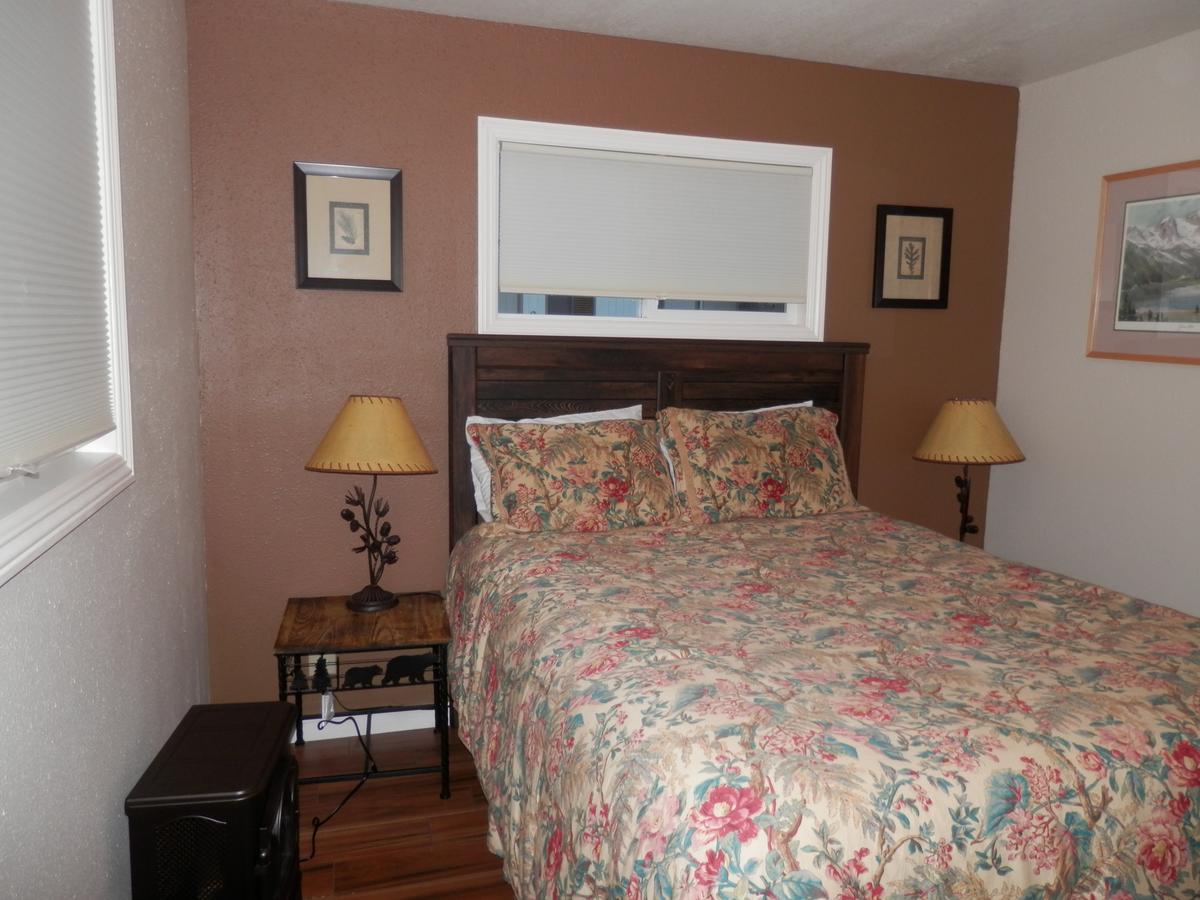 Birch Creek #1 - 1Br/1Ba - Down Canyon ジューンレイク エクステリア 写真