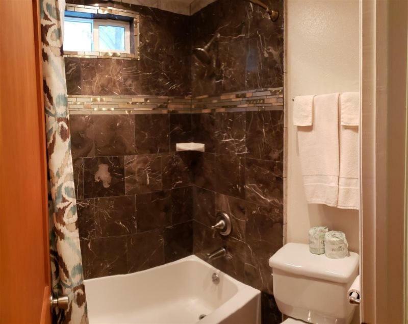 Birch Creek #1 - 1Br/1Ba - Down Canyon ジューンレイク エクステリア 写真